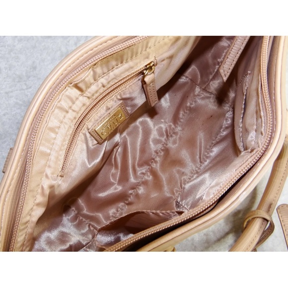 Penelope and Monica CRUZ Caprisa Purse Crossbody or Hand Purse Beige - Picture 12 of 12